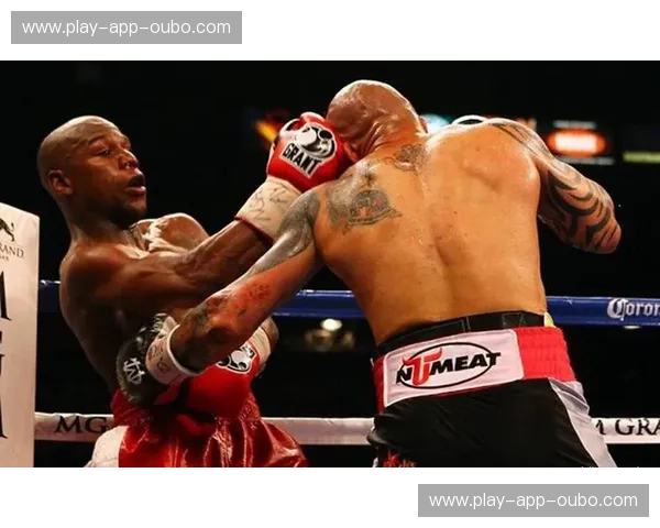 跨界之巅的财富猎杀：梅威瑟vs嘴炮，那场改变格斗规则的世纪博弈